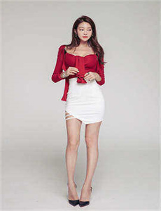 《亚洲乱码伦小说区-红薯夫妇全集》