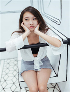 《17tv官网-美妇吞吐粗长撞击迎合》